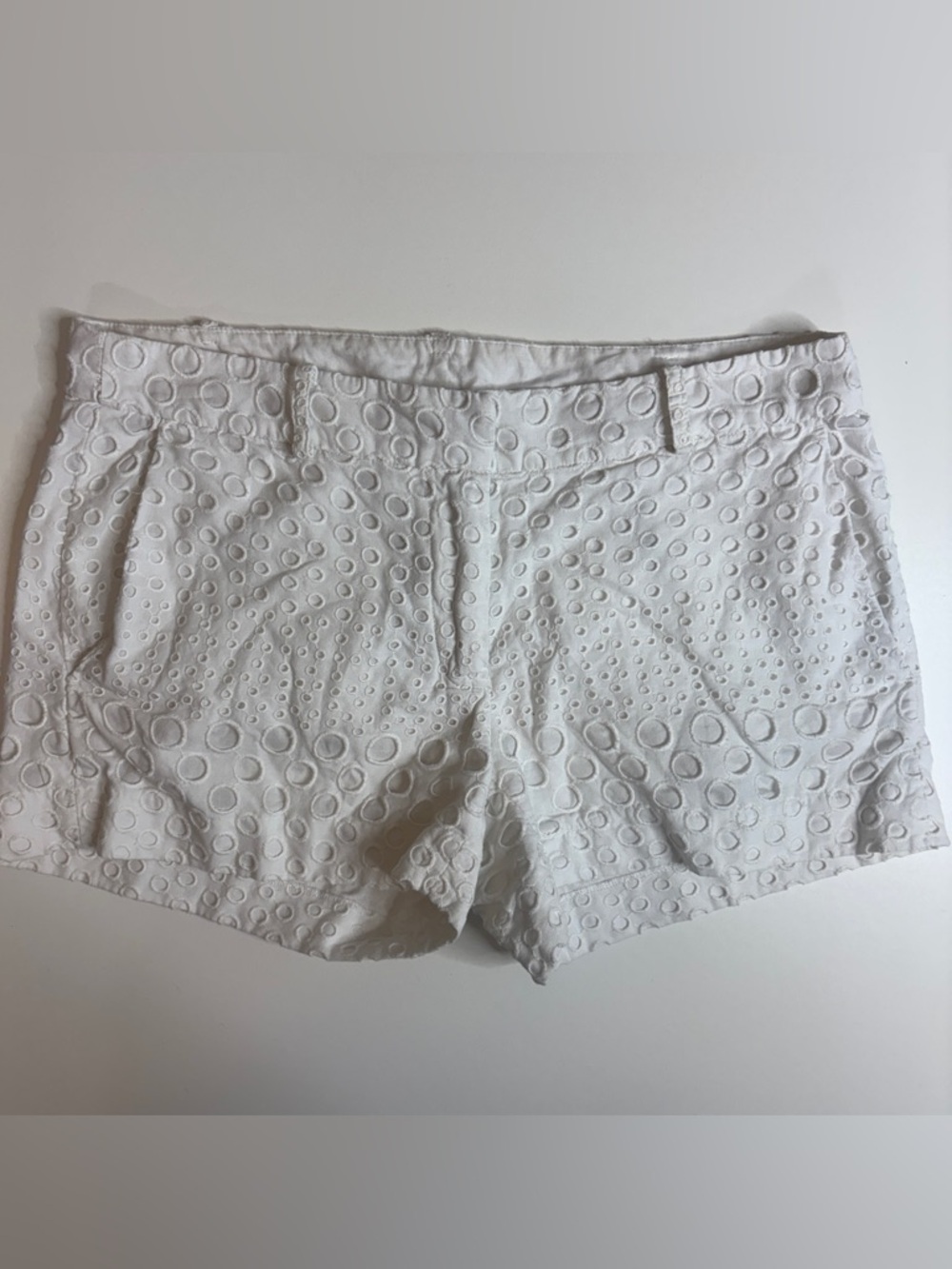 Michael Kors White Eyelet Shorts Size 2 Summer Preppy Cottagecore